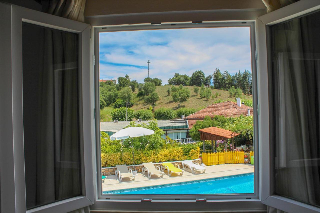 Quinta De Vale Escuro Hotel Lousa  Exterior photo
