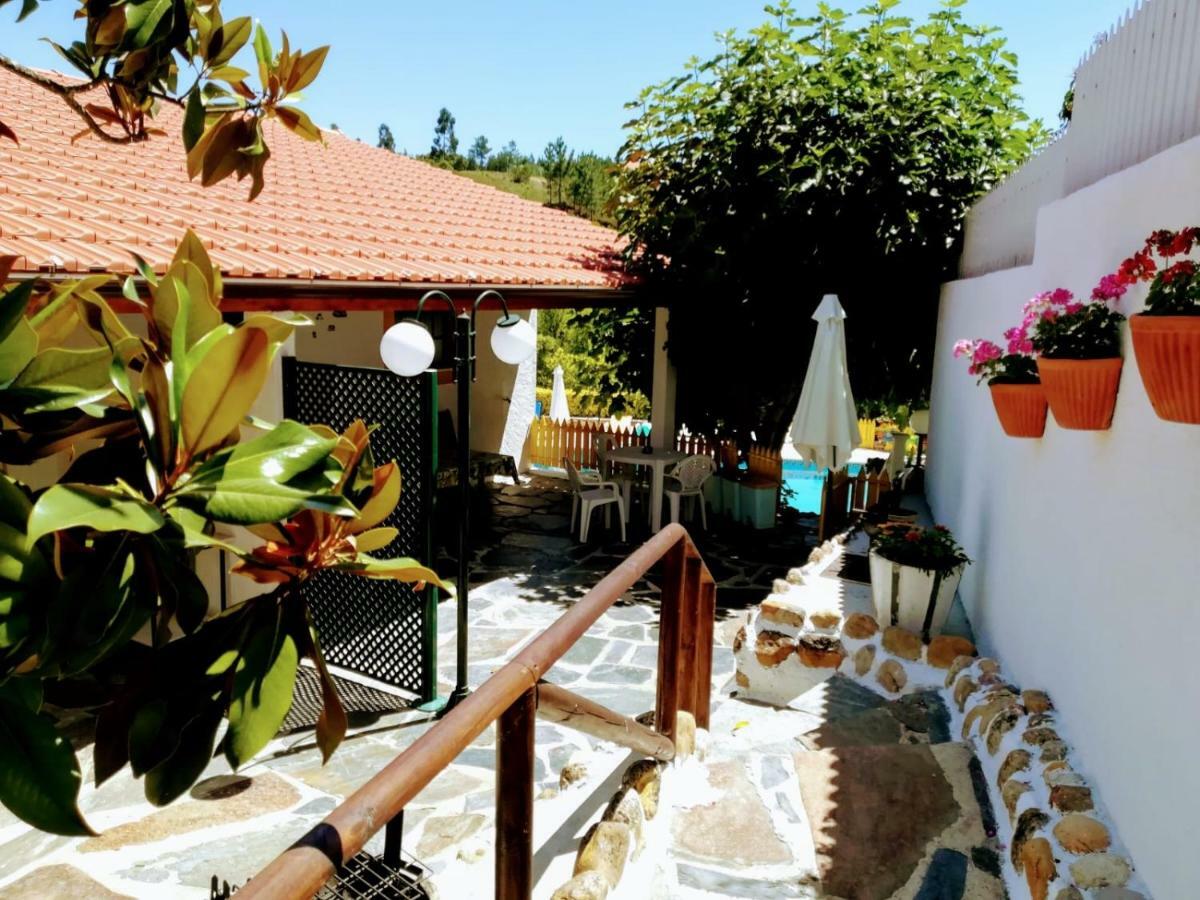 Quinta De Vale Escuro Hotel Lousa  Exterior photo